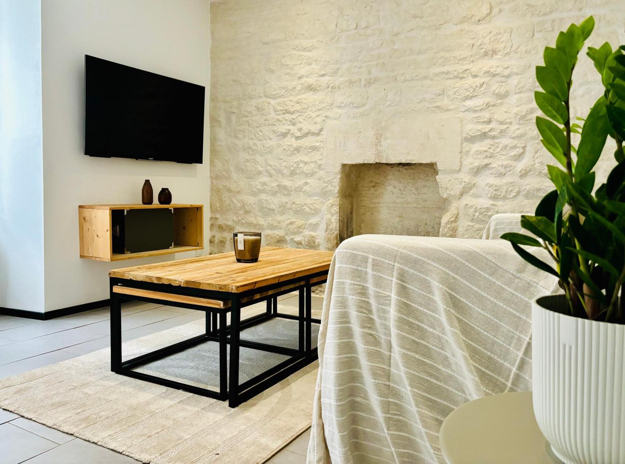 La Maison Du Parc, Charme Et Tranquillite Niort Esterno foto